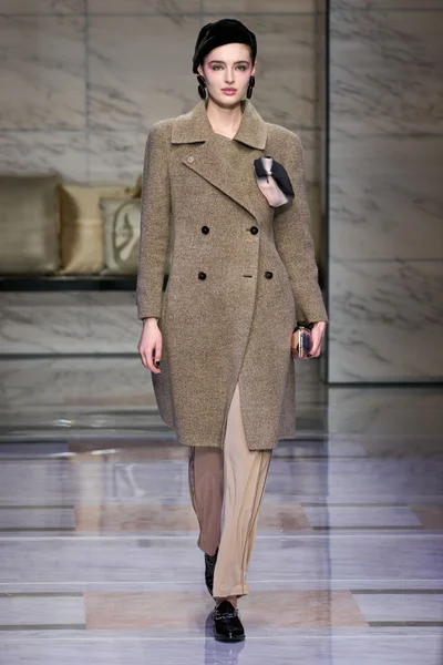 Look 14